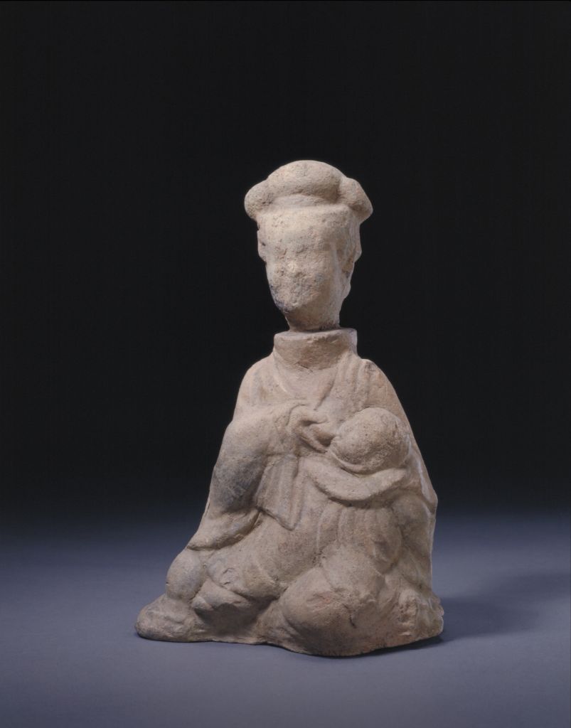 图片[1]-Pottery breast-feeding female figurines-China Archive